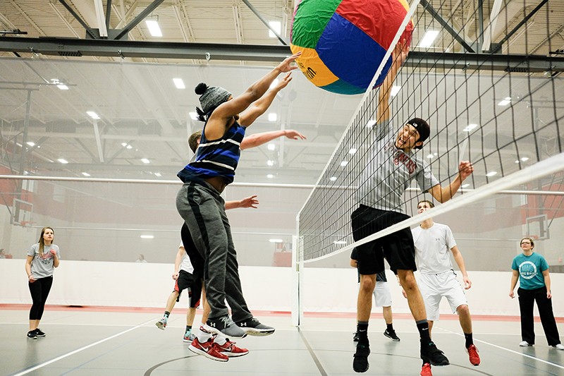 Гигантомания: как волейбол с большим мячом завоевывает Подмосковье и мир