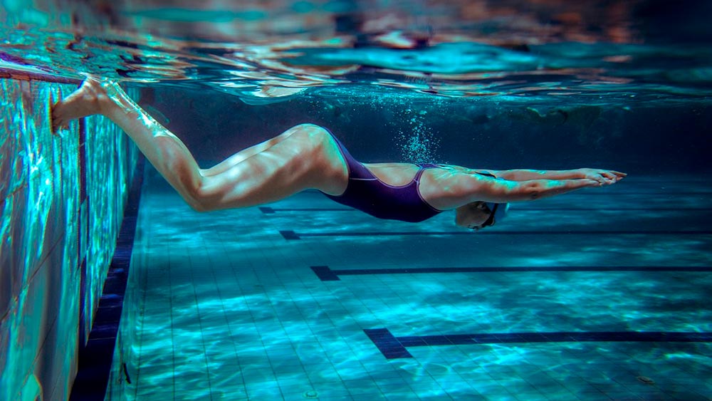 Як навчитися плавати під водою: шість способів підводного плавання